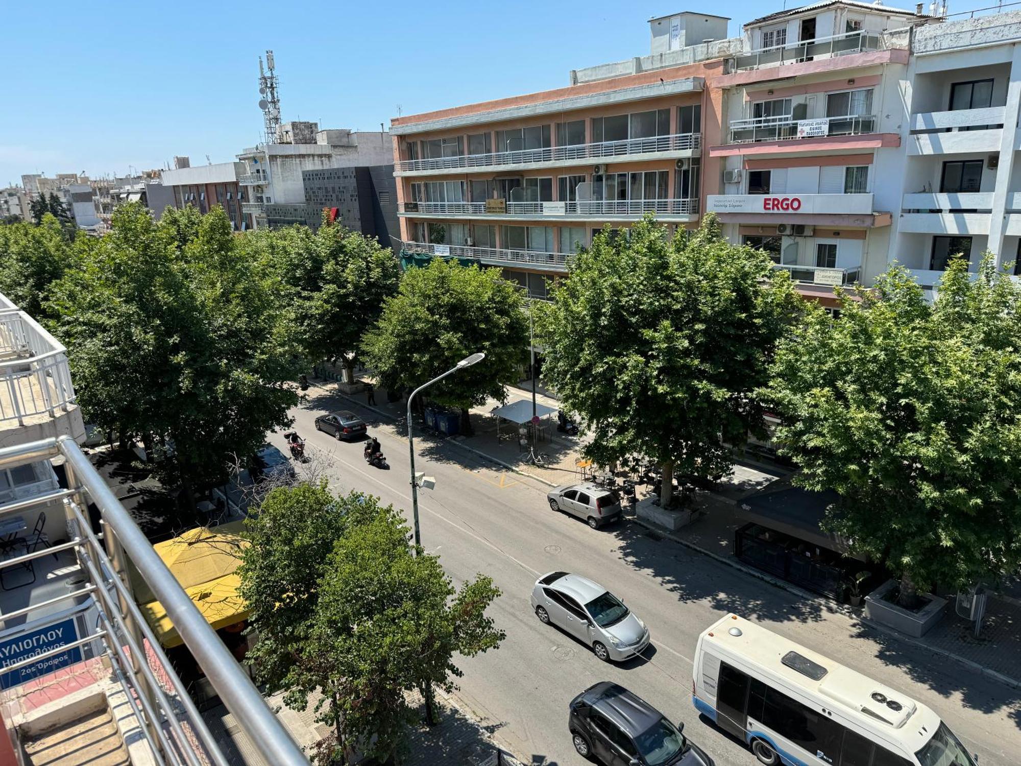 Vartan Lux 4 Apartment *